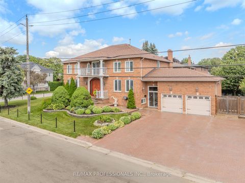 Photo 0 at 33 Redberry Parkway, Maple Leaf, Toronto