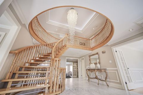 Photo 4 at 33 Redberry Parkway, Maple Leaf, Toronto