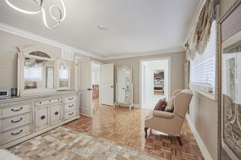 Photo 23 at 33 Redberry Parkway, Maple Leaf, Toronto