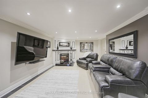 Photo 40 at 33 Redberry Parkway, Maple Leaf, Toronto