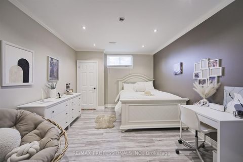 Photo 45 at 33 Redberry Parkway, Maple Leaf, Toronto