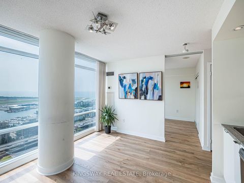 Photo 5 at 4206 - 25 Telegram Mews, Waterfront Communities C1, Toronto