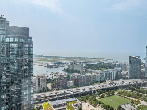 Photo 7 at 4206 - 25 Telegram Mews, Waterfront Communities C1, Toronto