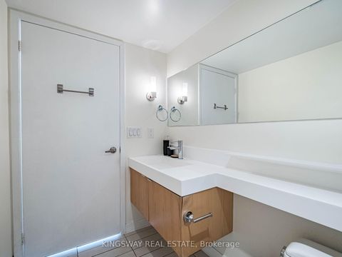 Photo 21 at 4206 - 25 Telegram Mews, Waterfront Communities C1, Toronto