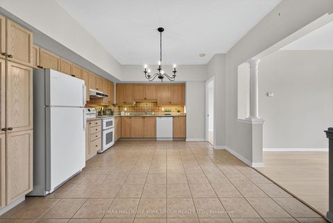 Photo 9 at 509 - 2500 Rutherford Road, Maple, Vaughan