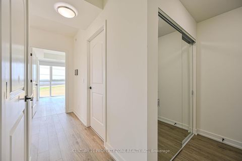 Photo 6 at 404 - 345 Wheat Boom Drive, JM Joshua Meadows, Oakville