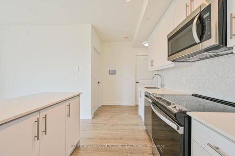 Photo 10 at 404 - 345 Wheat Boom Drive, JM Joshua Meadows, Oakville