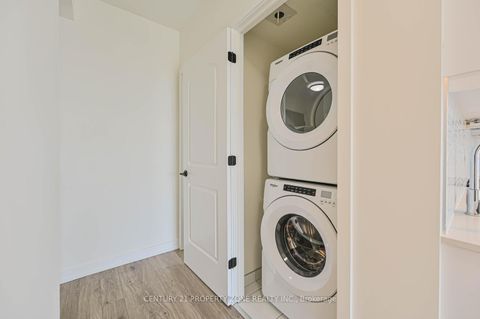 Photo 19 at 404 - 345 Wheat Boom Drive, JM Joshua Meadows, Oakville
