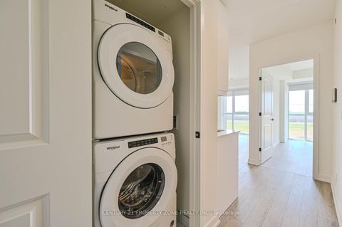 Photo 20 at 404 - 345 Wheat Boom Drive, JM Joshua Meadows, Oakville