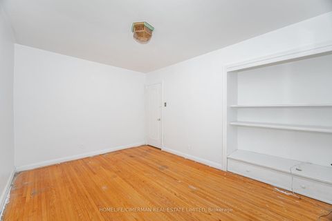 Photo 12 at 44 Plewes Road, CFB, Toronto