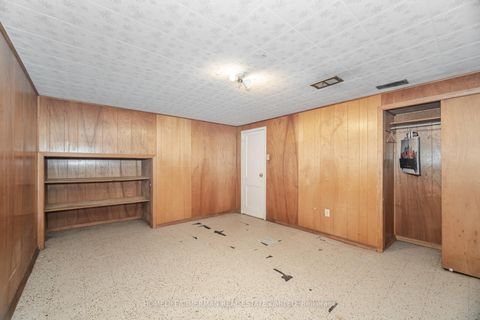 Photo 23 at 44 Plewes Road, CFB, Toronto