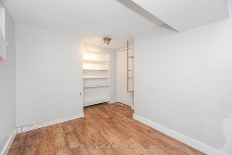 Photo 24 at 44 Plewes Road, CFB, Toronto