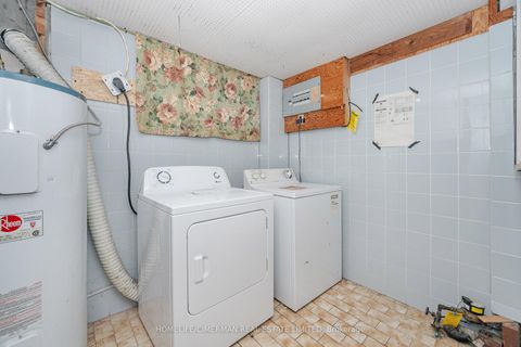 Photo 25 at 44 Plewes Road, CFB, Toronto