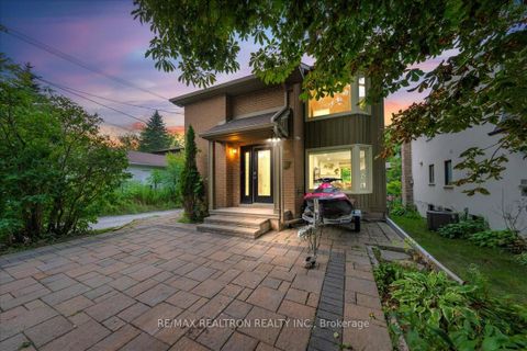 Photo 0 at 280 Douglas Road, Oak Ridges Lake Wilcox, Richmond Hill Photo 0 at 280 Douglas Road, Oak Ridges Lake Wilcox, Richmond Hill