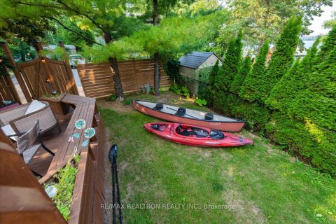 Photo 9 at 280 Douglas Road, Oak Ridges Lake Wilcox, Richmond Hill