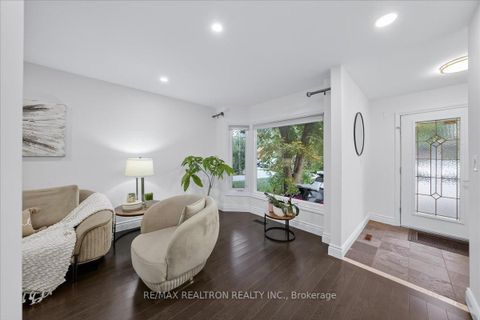 Photo 18 at 280 Douglas Road, Oak Ridges Lake Wilcox, Richmond Hill