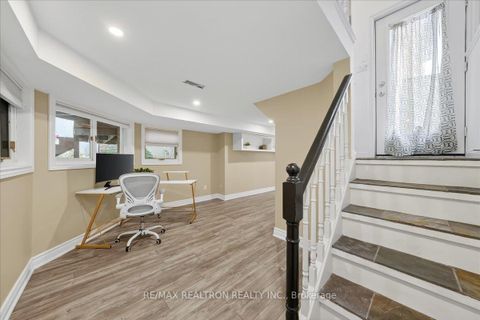 Photo 41 at 280 Douglas Road, Oak Ridges Lake Wilcox, Richmond Hill