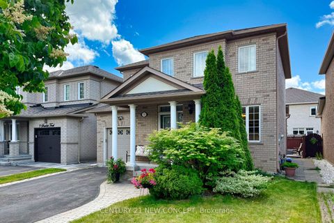 Photo 1 at 11 Scarlett Trail, Vellore Village, Vaughan