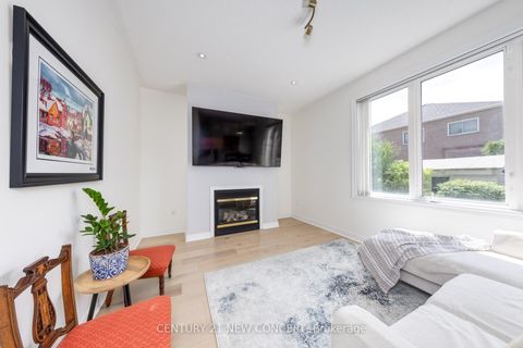 Photo 9 at 11 Scarlett Trail, Vellore Village, Vaughan