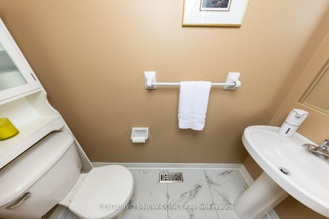 Photo 19 at 11 Scarlett Trail, Vellore Village, Vaughan