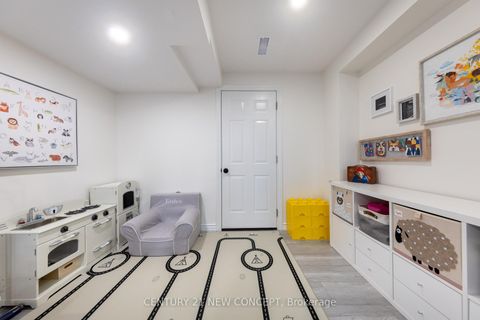 Photo 36 at 11 Scarlett Trail, Vellore Village, Vaughan