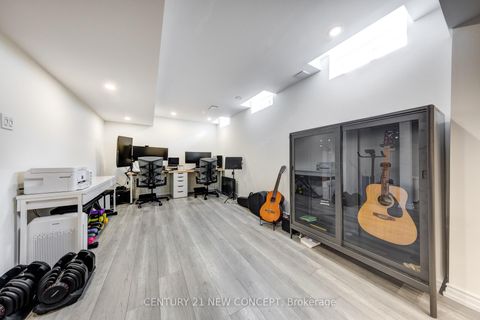 Photo 37 at 11 Scarlett Trail, Vellore Village, Vaughan