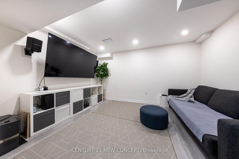 Photo 38 at 11 Scarlett Trail, Vellore Village, Vaughan