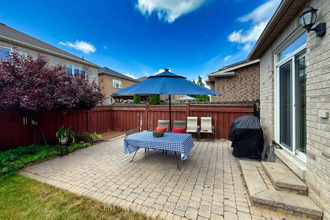 Photo 41 at 11 Scarlett Trail, Vellore Village, Vaughan
