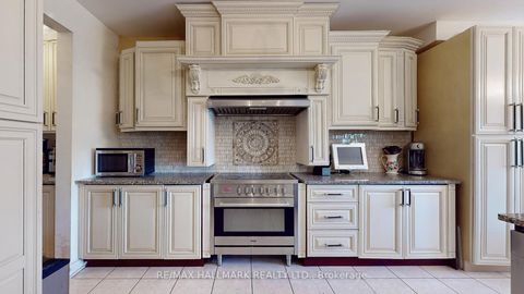 Photo 9 at 113 Fred Young Drive, CFB, Toronto