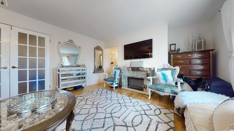 Photo 18 at 113 Fred Young Drive, CFB, Toronto