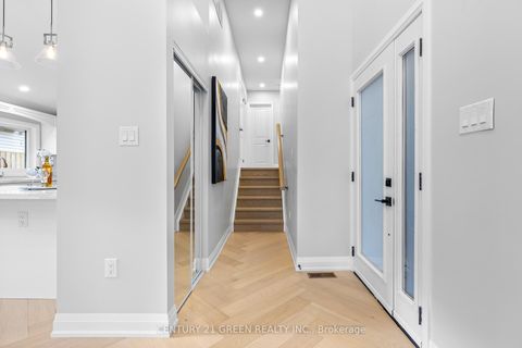 Photo 18 at 32 Brookridge Drive, Bendale, Toronto