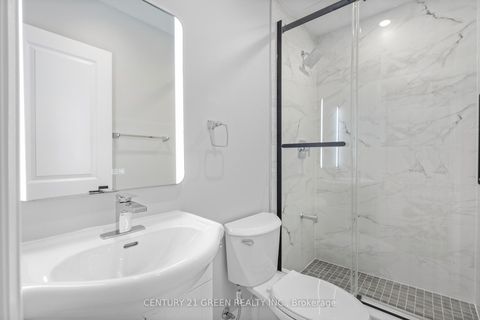 Photo 27 at 32 Brookridge Drive, Bendale, Toronto