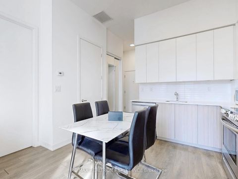 Photo 7 at 108 - 160 Canon Jackson Drive, Greenbrook, Toronto