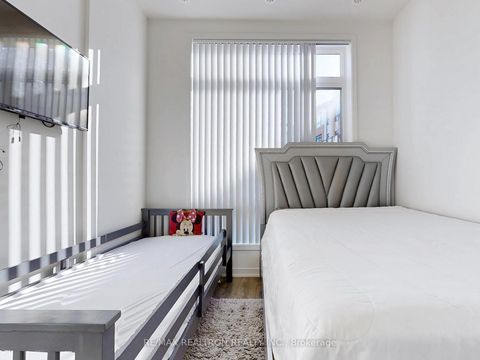 Photo 12 at 108 - 160 Canon Jackson Drive, Greenbrook, Toronto