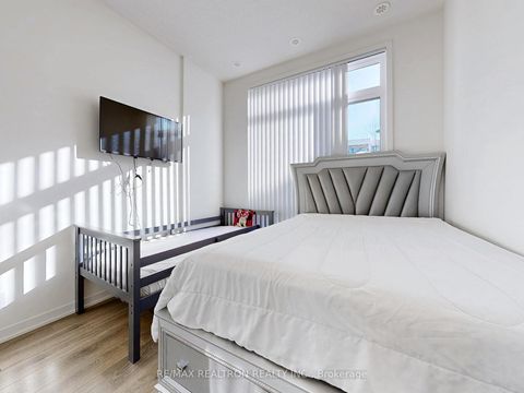 Photo 13 at 108 - 160 Canon Jackson Drive, Greenbrook, Toronto
