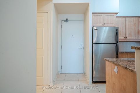 Photo 7 at 408 - 481 Rosewell Avenue N, Lawrence Park South, Toronto