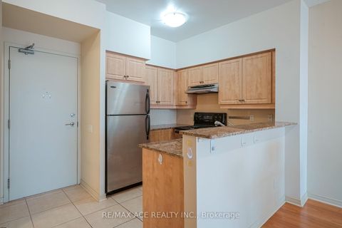 Photo 12 at 408 - 481 Rosewell Avenue N, Lawrence Park South, Toronto