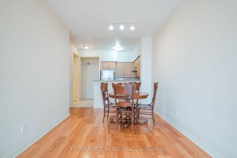 Photo 16 at 408 - 481 Rosewell Avenue N, Lawrence Park South, Toronto