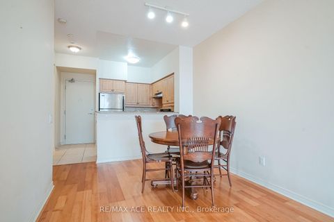 Photo 17 at 408 - 481 Rosewell Avenue N, Lawrence Park South, Toronto