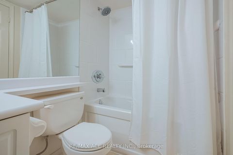 Photo 31 at 408 - 481 Rosewell Avenue N, Lawrence Park South, Toronto