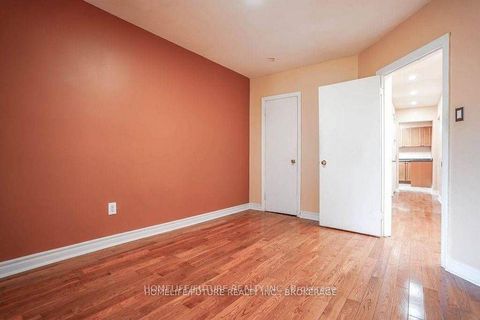 Photo 9 at 4 Gully Drive, Bendale, Toronto