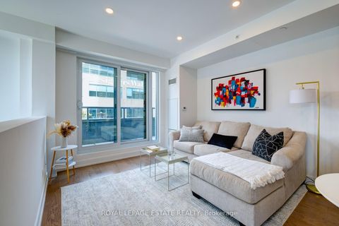 Photo 1 at Th9 - 175 Pears Avenue, Annex, Toronto