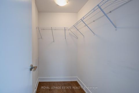 Photo 11 at Th9 - 175 Pears Avenue, Annex, Toronto