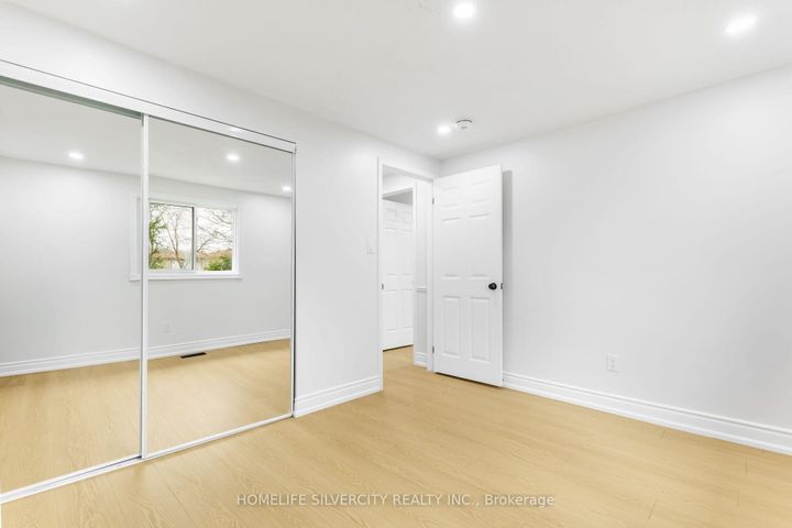 Photo 29 at 26 Cresswell Drive, Fletcher's West, Brampton