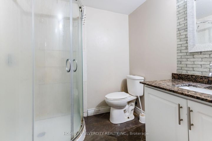 Photo 45 at 26 Cresswell Drive, Fletcher's West, Brampton