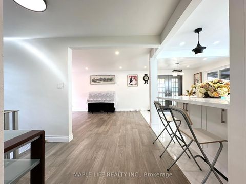 Photo 5 at 92 Rameau Drive, Hillcrest Village, Toronto