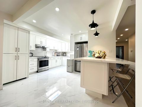 Photo 8 at 92 Rameau Drive, Hillcrest Village, Toronto