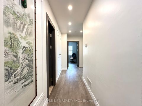 Photo 11 at 92 Rameau Drive, Hillcrest Village, Toronto