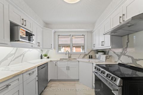 Photo 12 at 60 Greenfield Drive, City Centre West, Toronto