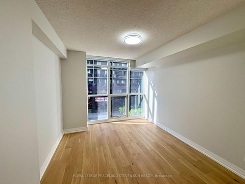 Photo 2 at 326 - 25 Carlton Street, Yonge Corridor, Toronto Photo 2 at 326 - 25 Carlton Street, Yonge Corridor, Toronto